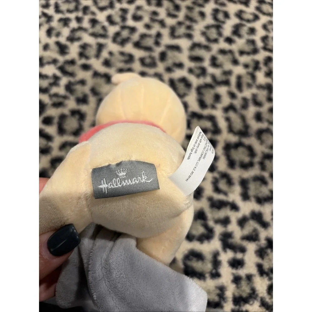 Winnie The Pooh Lovey Blanket Plush Rattle‎ Sweet As Hunny Blankey Hallmark